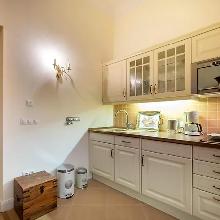 Gutshof Apartment *